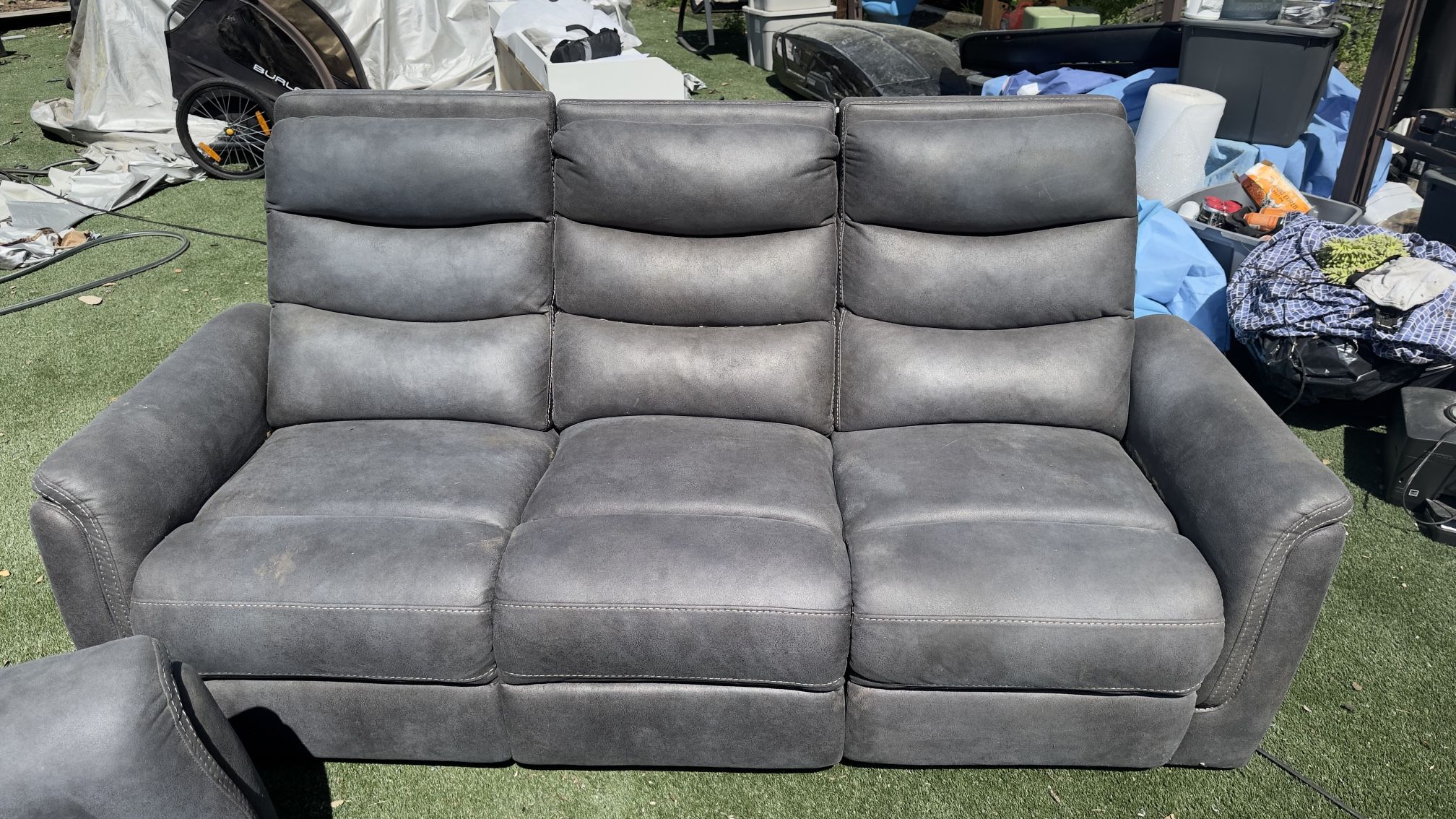 Power Recliner Couches 