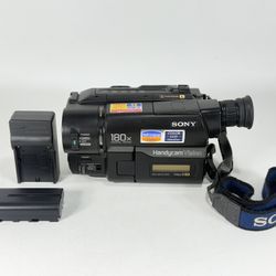 Sony Handycam CCD-TRV16 Video8 XR Camcorder with Nightshot & 180x  Digital Zoom