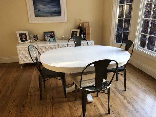 Crate And Barrel Avalon White Dining Table With Extension Leaf For Sale In Half Moon Bay Ca Offerup