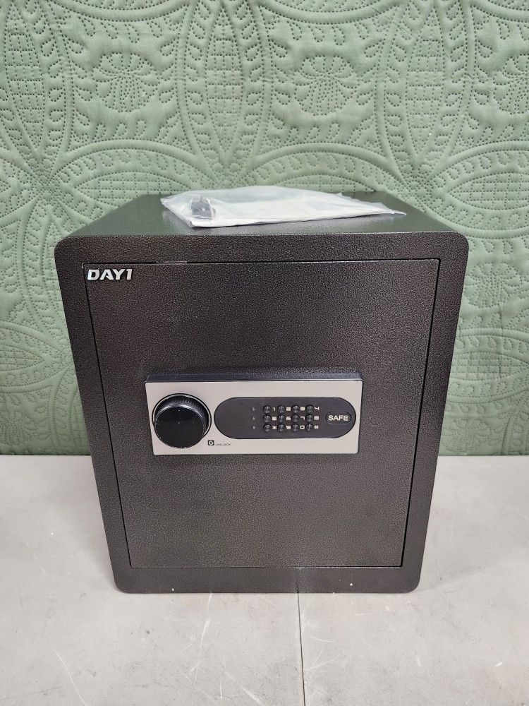 DAY1 Safe Box