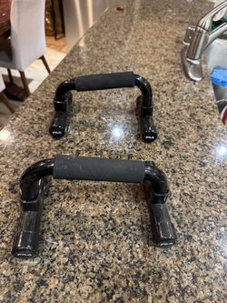 Push-up bars
