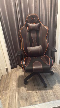Gaming chair