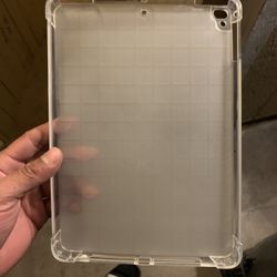 iPad 9.7 Clear Case