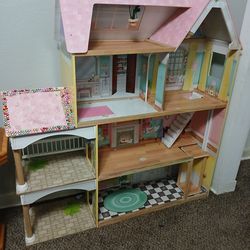 BIG DOLLHOUSE (WOOD)