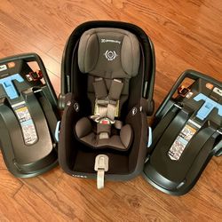 Uppababy MESA Infant Car Seat and SMARTSecure® System Base