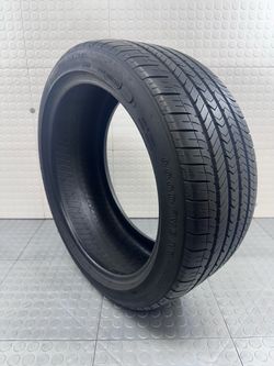 One used tire Firestone 205/60/16 #1331