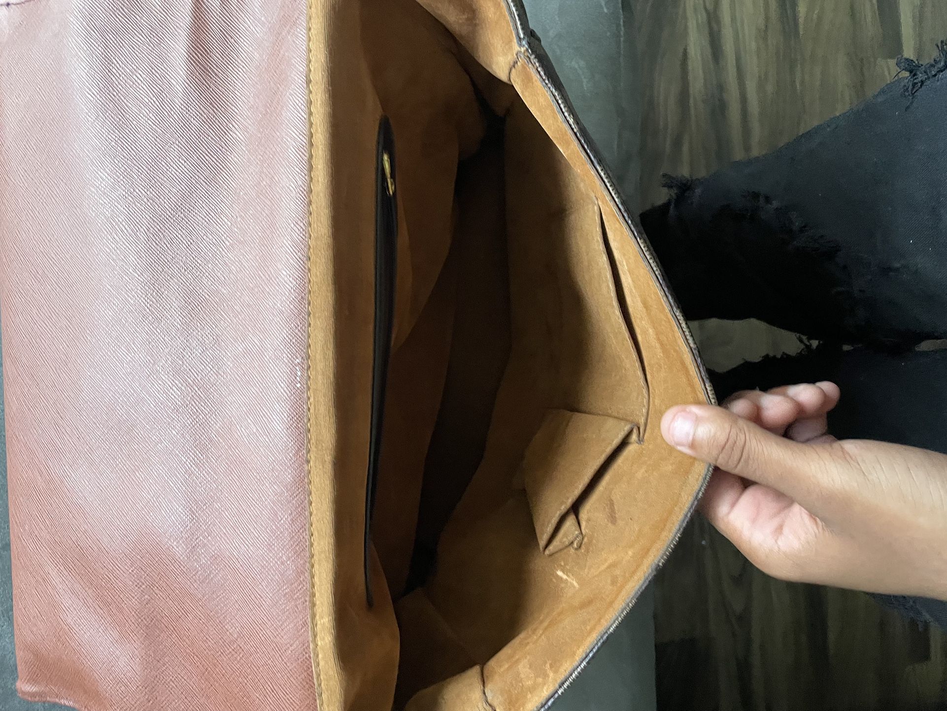LOUIS VUITTON BAG