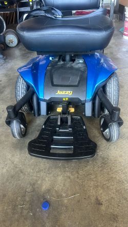 Electric Wheelchair