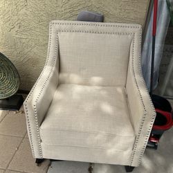 Accent Chair 
