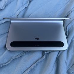 Logitech BASE Charging Stand for iPad Pro w/ Smart Connector Technology