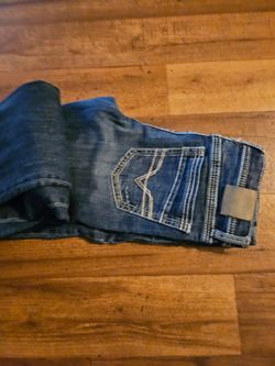 Buckle jeans