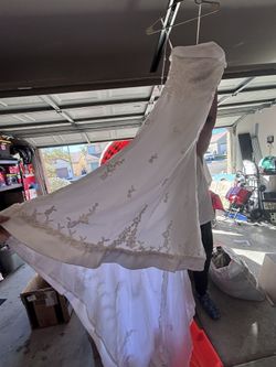 Wedding Dress Size 8
