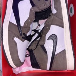 travis scott jordan 1 used