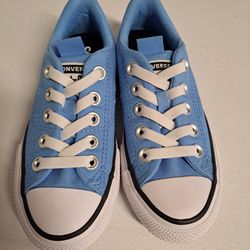 New Converse Toddler Shoes Size 12