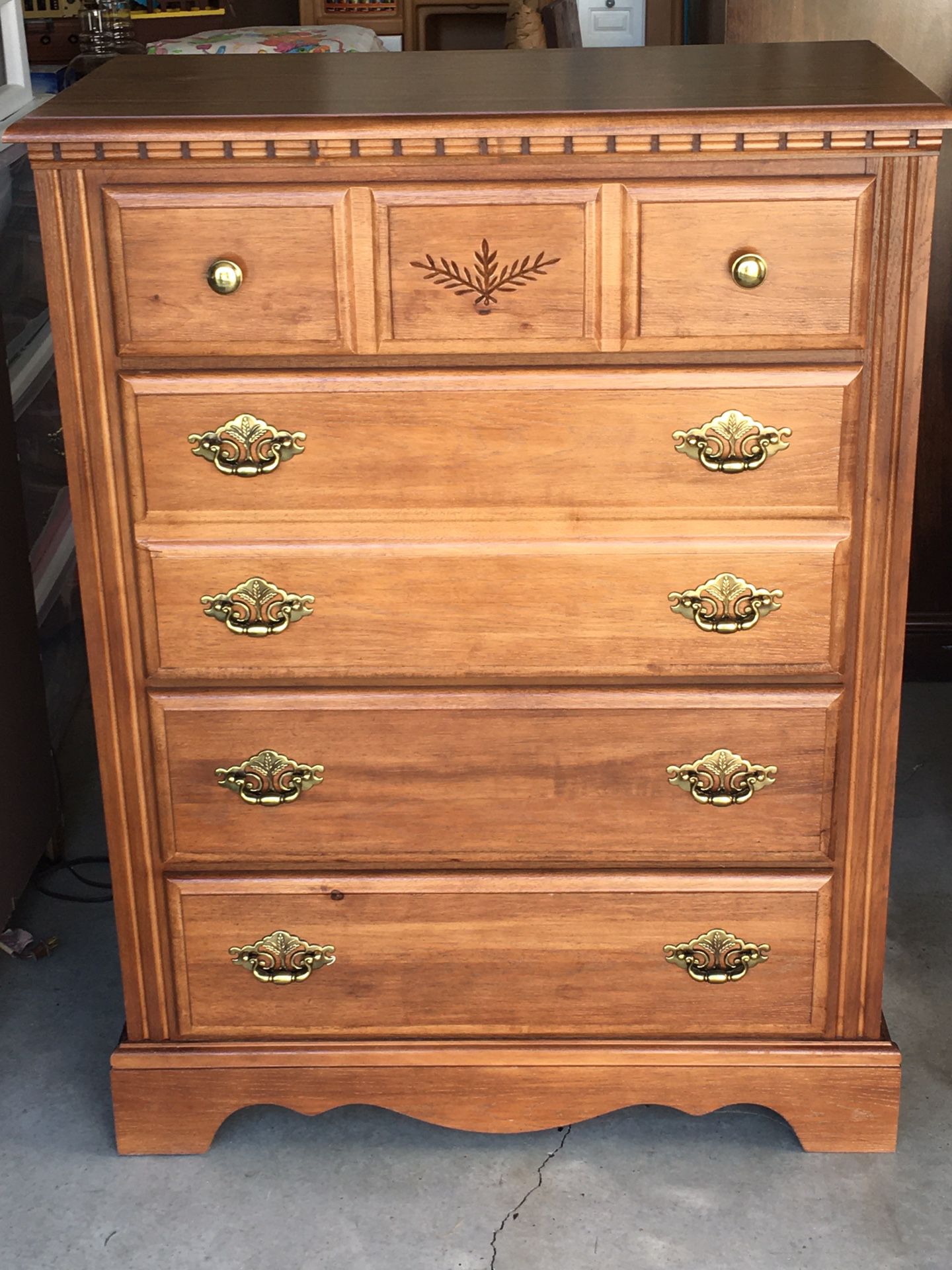Broyhill 4 Piece Bedroom Set Mint Condition!!!