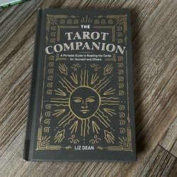 Magic/ Tarot/ Crystals