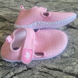 Girls water shoes size 10