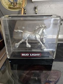Bud Light Clydesdale Light