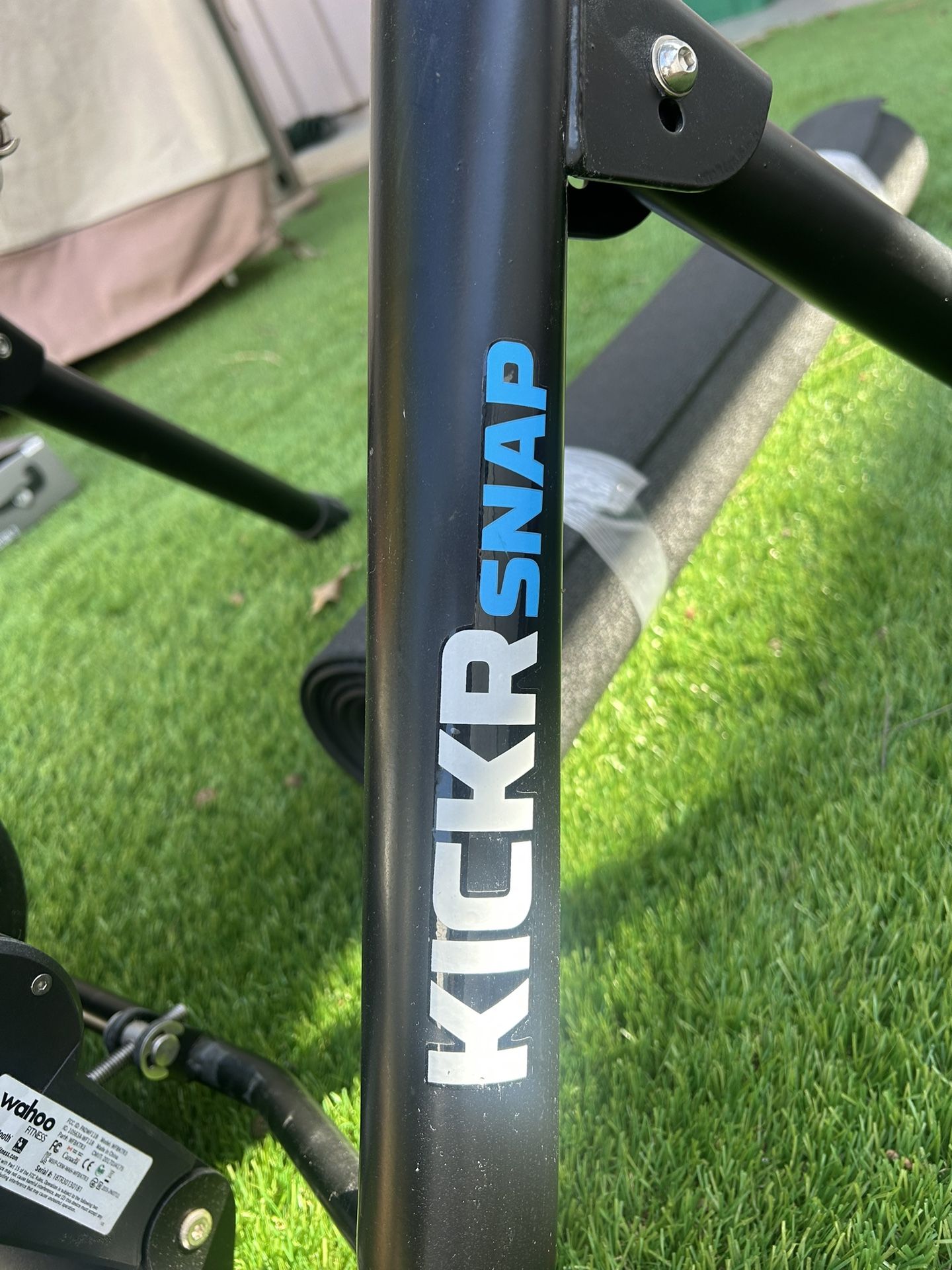 Wahoo Kicker Bike Trainer