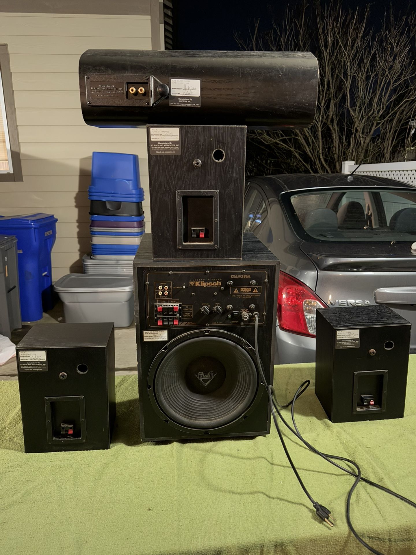 Klipsch SW-8 II Powered Subwoofer speaker + 4 speakers
