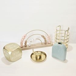 SUPER CUTE 😍 💕 ✨️GOLD TONED ACCESSORIES BUNDLE/LOT✨️COLLECTION!