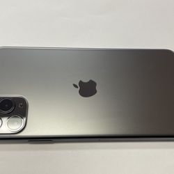 LIKE NEW, EXCELLENT UNLOCKED iPhone 11 PRO MAX 256gb Works With Any Company.   Att, T-Mobile, metro pcs, cricket, Verizon and Overseas.    Charger and