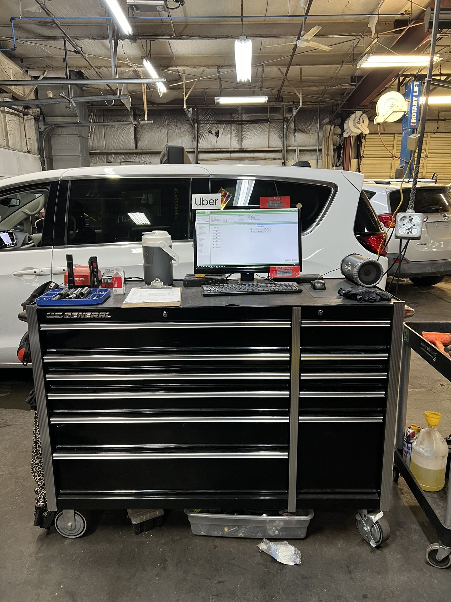 56x22 Us General Tool Box With Tools Included