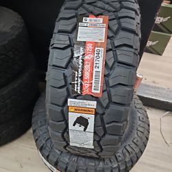 New Set Of Nitto Ridge Grappler 35 1250 20 Lt 