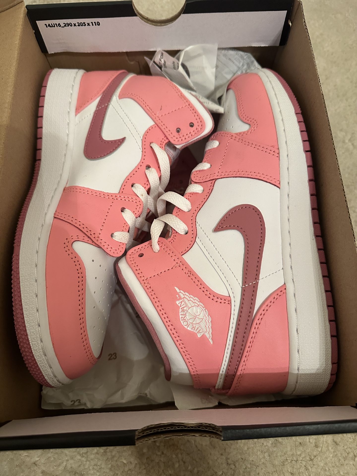 Jordan 1 Mid Valentines Day
