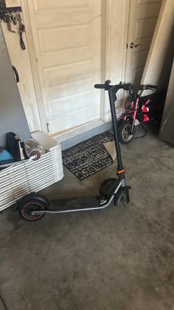 Electric scooter