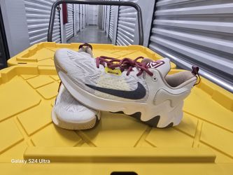 Nike Men's Giannis Immortality 2