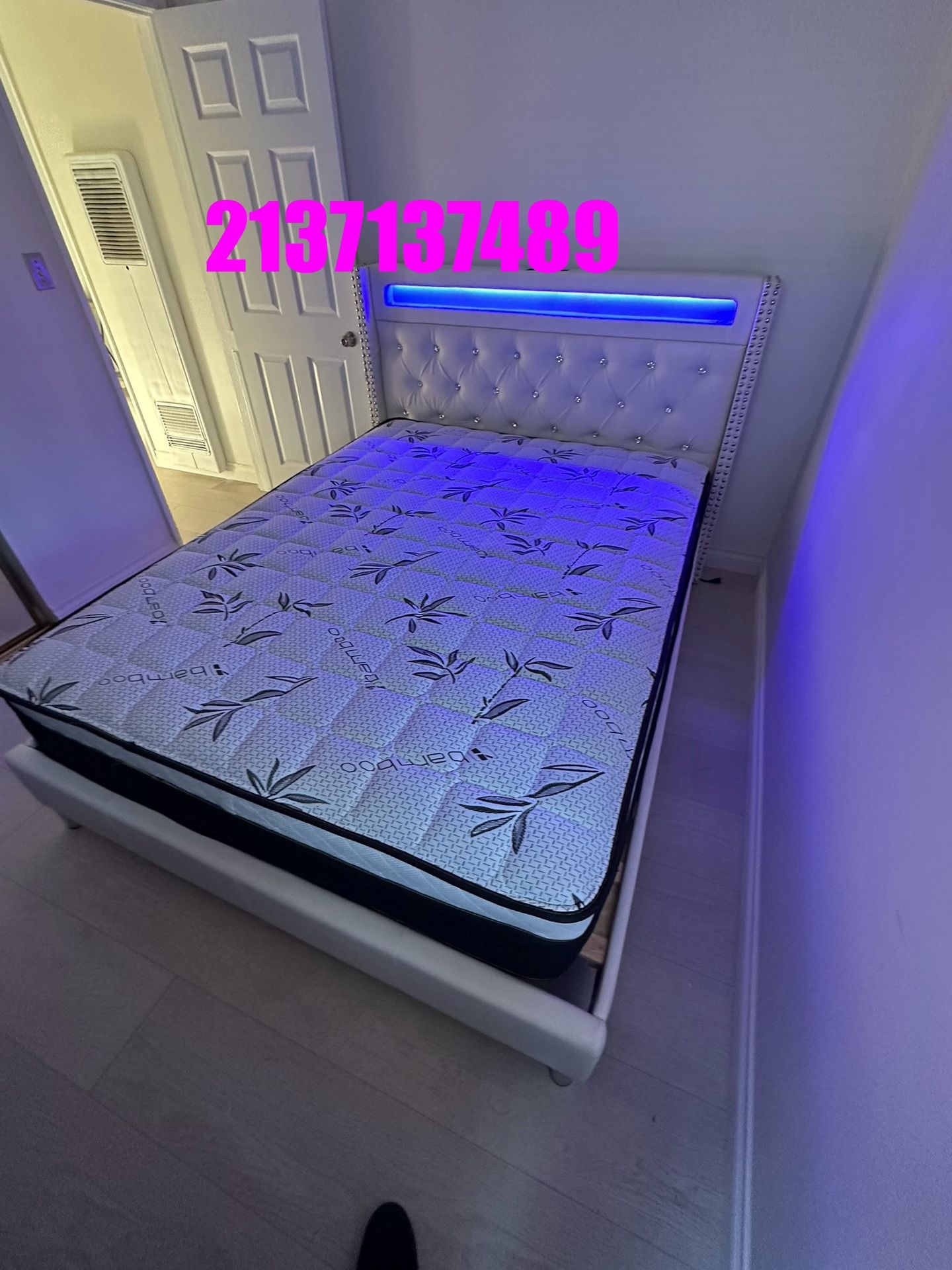 Queen Bed Platform Bed W/ Charging Station & Built-In LED Lights/mattress Included. 💢 Cama Queen Size Con Luz Led  / Colchon Incluido / Color Blancaa