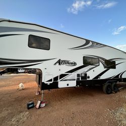 2017 Attitude M-32SAG
