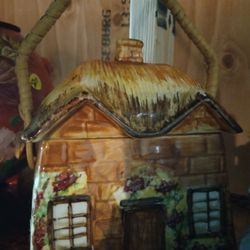 Vintage Kennington Witches Coven Biscuit Jar