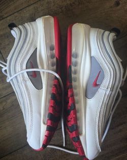 5y Nikes red and white
