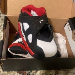 Jordan 8 Retro 5c 