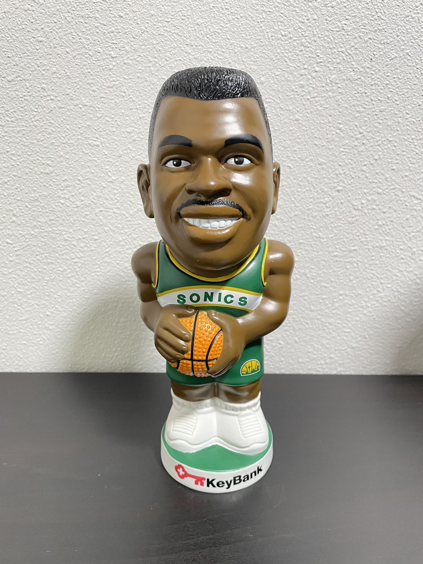 Vintage 2002 Nate McMillan Key Bank Seattle SuperSonics 10” Souvenir Piggy Bank