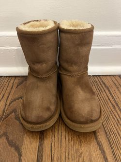Uggs Girls Size 1
