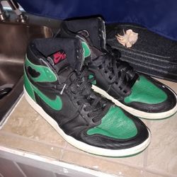 NIKE AIR JORDAN 1-OG SIZE 11.5 MENS