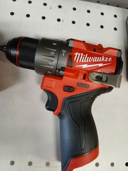 Milwaukee new hammer drill fuel 12M