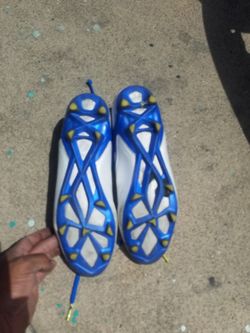 Soccer shoes almost new