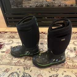 BOGS Classic II paint splat (Toddler/Little Kid/Big Kid) Size 12