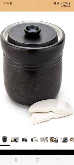 Tomo Fermentation crock with weights ceramic saucerkraut pickling crot new in box pick up in pomona $50