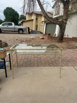 Glass decor table