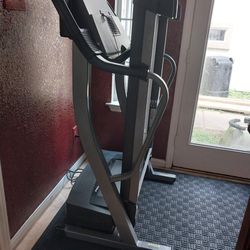 Treadmill Pro Form 545s