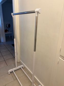 Clothes rack $15