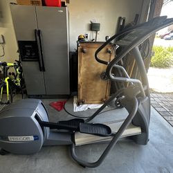 Precor EFX 5.23 Elliptical Machine