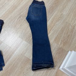 GAP Maternity Jeans 