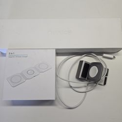 Apple Watch Series 7 With ccessories 