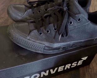 Men Converse Size 9